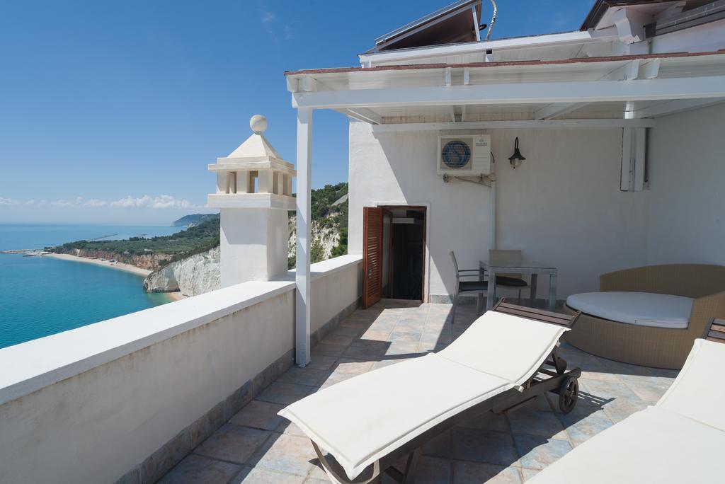 Villa Scapone ماتيناتا المظهر الخارجي الصورة